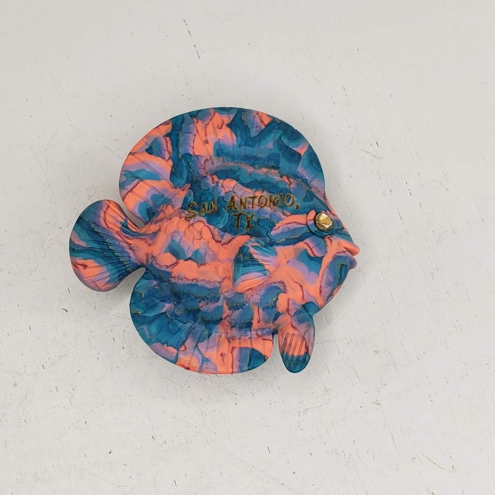 Clay Critters San Antonio Texas Fish Magnet Fridge Kitchen